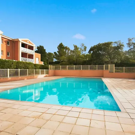 Pomme De Pin - Piscine, Tennis Et Parking * Saint-Raphaël