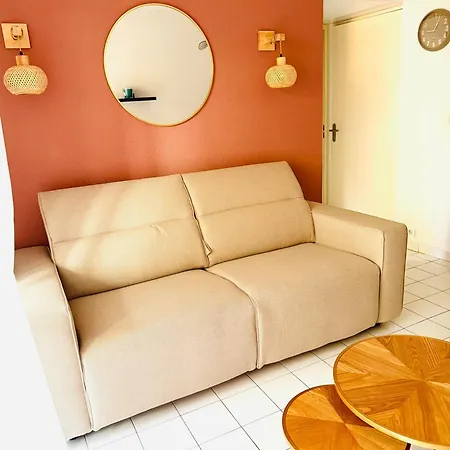 Pomme De Pin - Piscine, Tennis Et Parking Appartement *